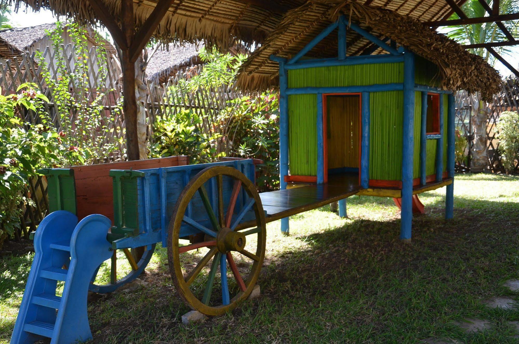 Vanila Hotel&Spa Ambaro Exterior foto